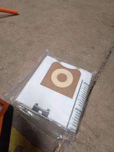 lot 7069 image: Ridgid VF4500 Dust Collection Bag and Filter Kit