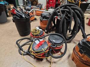 lot 7093 image: Lot of Commercial Vacuums and Attachments