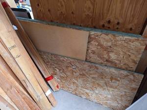 lot 7096 image: Assorted Lumber & Sheet Goods Bundle