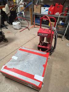 lot 7113 image: Inline Distributing Company Pressure Washer Cart