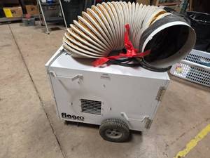 lot 7119 image: Flagro Industrial Space Heater THC-85 w Ductwork