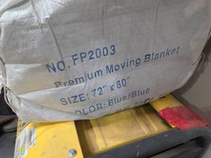 lot 7195 image: Premium Moving Blanket 72 x 80 BlueBlue FP2003