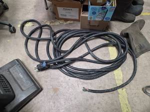 lot 7207 image: Heavy Duty 50A 125250V Extension Cord