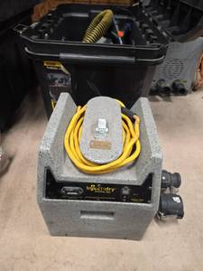 lot 7260 image: Injectdry HP60 Hose Reel System w Yellow Hose