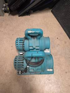 lot 7276 image: Dual-Motor Air Blower System w Handles