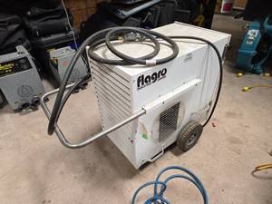 lot 7300 image: Flagro Industries THC-175DF Commercial Space Heater