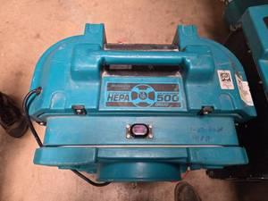 lot 7308 image: Defendair HEPA 500 Air Scrubber