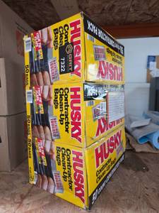 lot 7322 image: Lot of 3 boxes Husky Contractor Clean-Up Bags 50 Count 42 Gallon