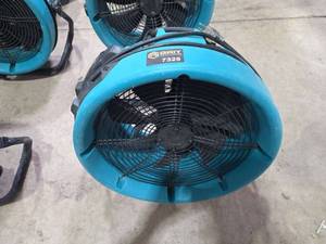 lot 7325 image: Dryden RV3000 Axial Fan Air Mover
