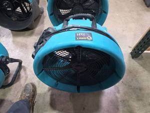 lot 7331 image: ServiceMaster Stealth AV3000 Air Mover