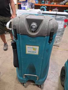 lot 7356 image: ServiceMaster Restore HVE 3000 Carpet Cleaning Machine