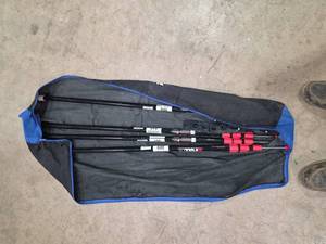 lot 7374 image: Zip Archery Compound Bow Spring Loaded Arrows Set