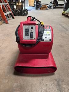 lot 7483 image: Therma-Stor Phoenix Cam Pro Air Mover 115V  (Photo Representative)