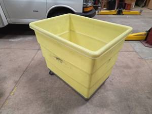 lot 7554 image: Yellow Plastic Utility Tote Cart w Wheels