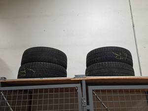 lot 7570 image: Set of 4 Winter Tires