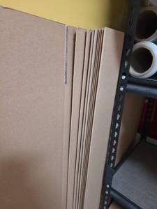 lot 7581 image: Inner Lamp Carton 12 x 12 x 46