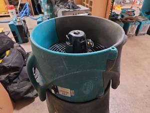 lot 7606 image: Dri-Eaz Air Mover Blower Fan