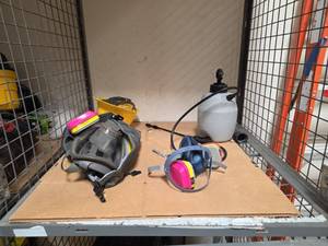 lot 7615 image: Respirator Mask & Headlamp Work Gear Bundle