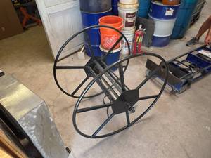 lot 7665 image: Metal Hose Reel Cart w Casters