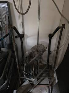 lot 7711 image: Stage Lighting PAR Can Fixture with Clamp Stand