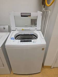 lot 7742 image: LG Top Load Washing Machine WT1101CW