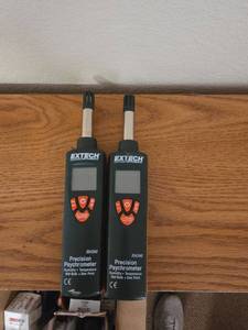 lot 7816 image: Extech RH390 Precision Psychrometer Pair
