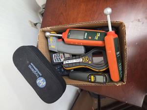 lot 7835 image: Extech Digital Multimeter & Environmental Meter Test Kit