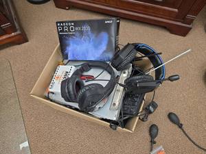 lot 7840 image: AMD Radeon Pro WX2100 Workstation Graphics Card