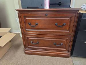 lot 7872 image: Wood Lateral File Cabinet 2-Drawer