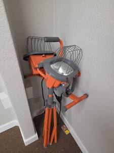 lot 7918 image: Portable LED Work Light with Stand and Handle