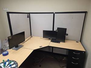 lot 7945 image: Lot of 3 Privacy Panels 65 H x 36 W