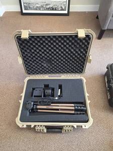 lot 7961 image: Amazon Basics Tripod with Phone Mount & Carrying Case