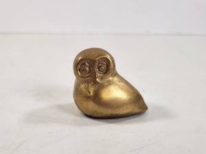 lot 163 image: Solid Brass Owl Figurine Made in Taiwan R.O.C.