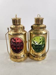 lot 172 image: Avon Caseys Lantern Leather Island Lime After Shave Lotion Pair 10 oz Vintage