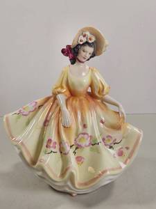 lot 175 image: Royal Doulton Sundays Best HN 2206 Figurine
