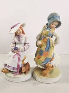 lot 180 image: Holly Hobbie Designers Collection Two Figurines Limited Edition Porcelain