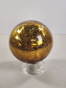 lot 183 image: Gold Foil Crackle Spherical Ornament with Clear Stand 2.5 inch