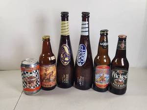 lot 209 image: Assorted Beer Bottles & Can Lot 6 Pieces Coors Light Jackfrost Saxer Petes Wicked