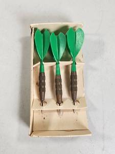 lot 257 image: Set of 3 Vintage Darts with Green Flights and Textured Handles