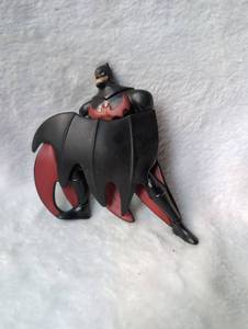 lot 2014 image: DC Comics Batman Action Figure with Red Cape McDonalds 2015
