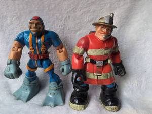 lot 2018 image: Fisher Price Rescue Heroes Action Figures - 2 ct