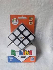 lot 2020 image: Rubiks Cube 3x3 Puzzle Toy - sealed
