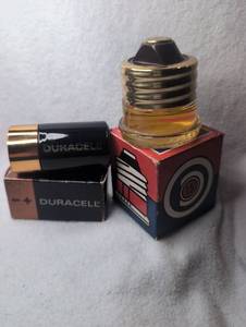 lot 4607 image: Avon After Shave Cologne Lot Duracell Battery  Bulb Shape Vintage Packaging - 2 ct