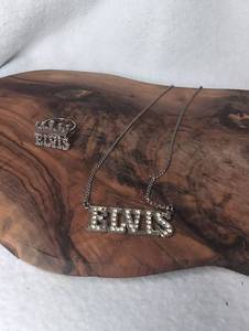 lot 5903 image: Elvis Presley Jewelry Set Sparkle Necklace  Pendant Ring Crown