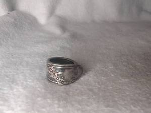 lot 6103 image: Silver Tone Spoon Ring with Floral Engraved Band