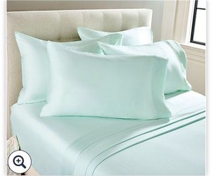 lot 1581 image: Home Reflections Bamboo Rayon Sheets, Split King, Grey, Extra Cases