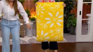 lot 1639 image: 2x3 Washable Nonslip Kitchen Mat, YELLOW
