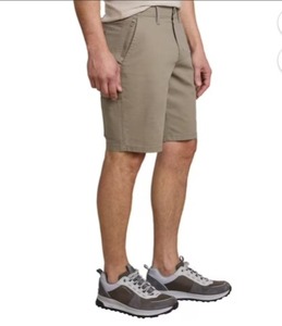 lot 1774 image: WP Weatherproof Mens Stretch Ripstop Utility Short, 40W