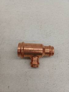 lot 19051 image: Copper Press Tee Fitting, 1 12 x 1 x 34, 1 Piece