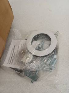 lot 19097 image: Industry Standard 500 lb Closet Carrier Faceplate Assembly